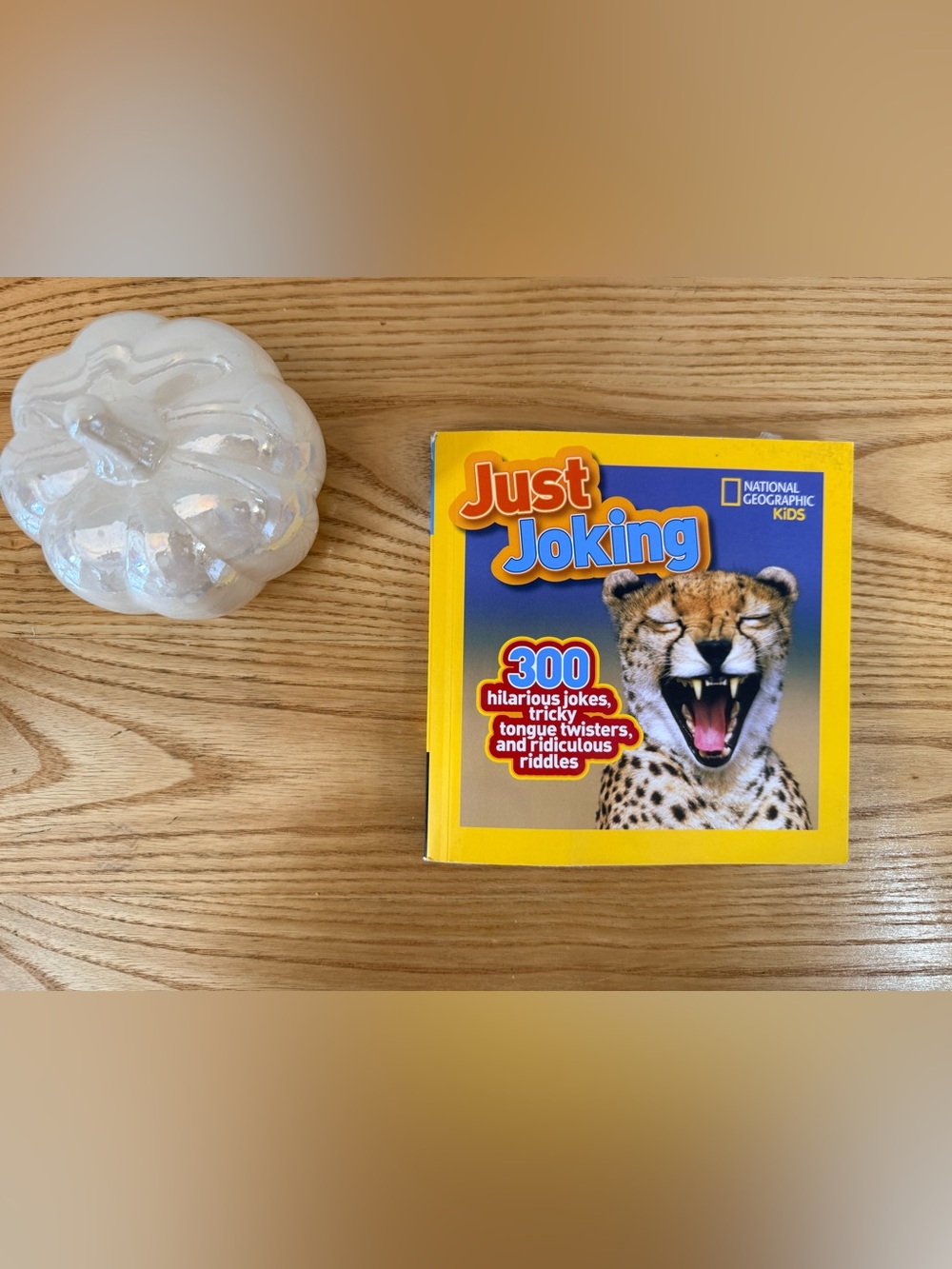 🌿10/$25 • National Geographic Kids Just Joking Paperback